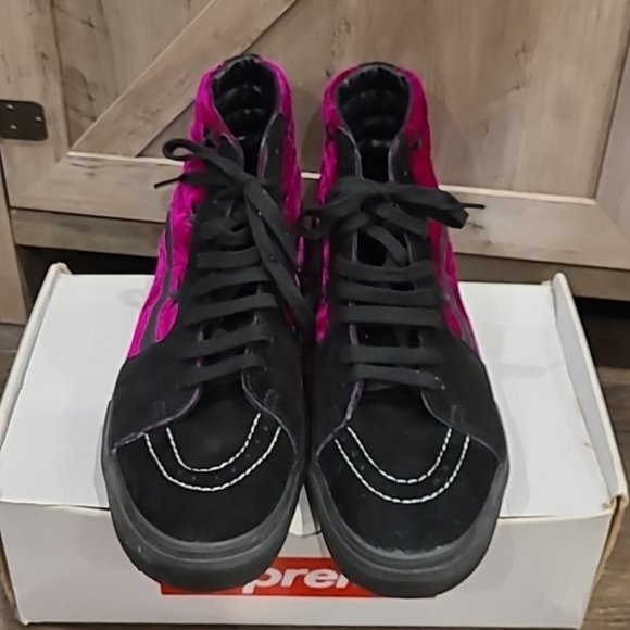 🔥RARE Supreme X Vans Sk8-Hi Velvet Stars Pink Black Mens - Picture 3 of 13